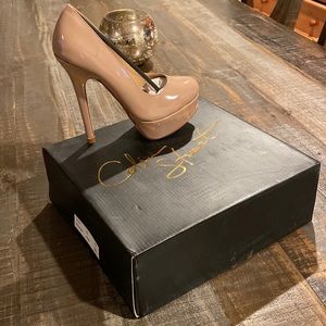 Colin Stuart tan high heels! Brand New! Open to offers! NIB!
